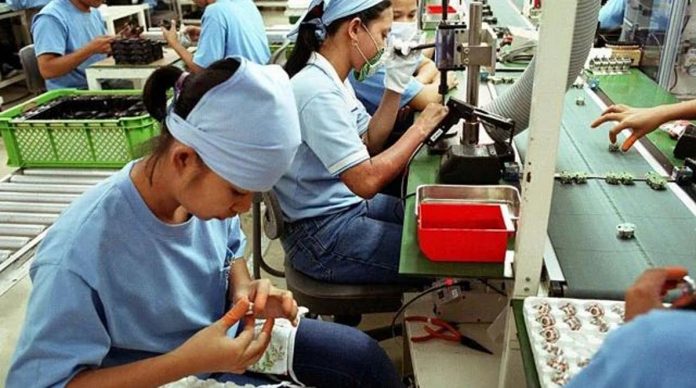 PH_manufacturing.JPG_resized Manufacturing firms in the Philippines are upbeat on expectations for output over the coming 12 months. AFP PHOTO