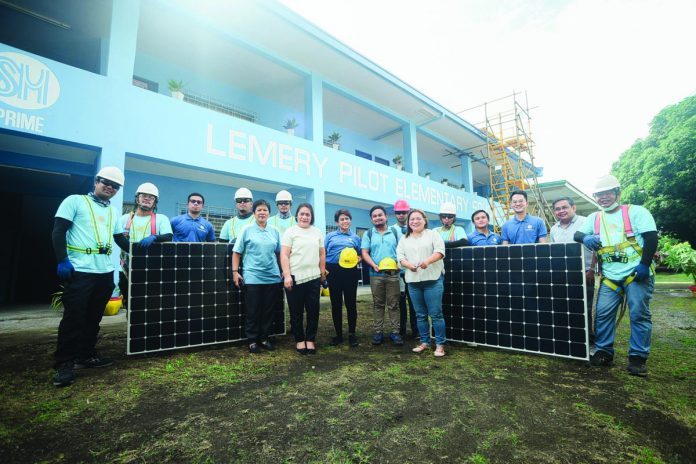 SMFI_resized SM Foundation Inc., in partnership with SM Prime and Maxeon Solar Technologies, donated the solar-powered building of Lemery Pilot Elementary School.
