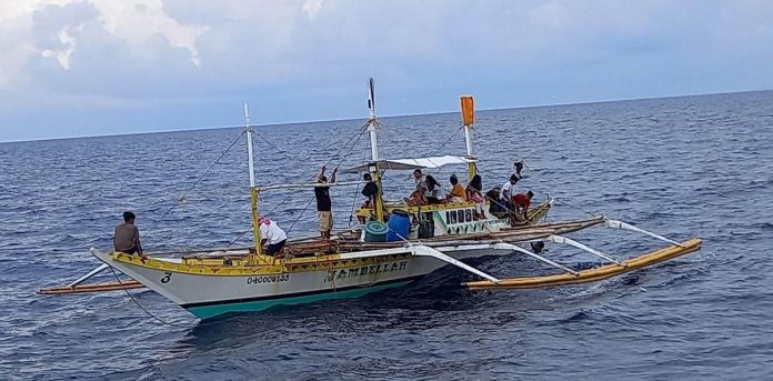 Stranded_motor_banca_resized A motor banca with 14 passengers experienced engine failure on Monday morning, May 15. They were rescued by the Caluya Municipal Disaster Risk Reduction and Management Office and Philippine Coast Guard in open waters between Sibolo Island and Boracay Island. MDRRMO-CALUYA OFFICIAL FACEBOOK PAGE PHOTO