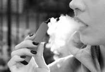 Australia set to ban recreational vaping Also known as e-cigarettes, vapes heat a liquid – usually containing nicotine – turning it into a vapor that users inhale. They are widely seen as a product to help smokers quit. BBC
