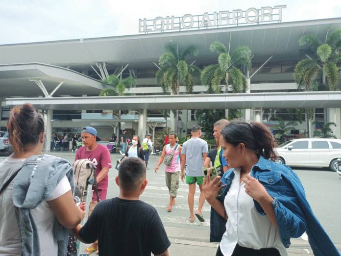 banner pic Mayor Jerry P. Treñas says the proposed expansion of the Iloilo Airport is seen to enhance tourist arrivals in Western Visayas, especially Iloilo City. The airport upgrading will further address the demands of a rising influx of passengers. AJ PALCULLO/PN