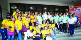 NO ONE LEFT BEHIND. Iloilo City’s Mayor Jerry Treñas poses with members of different sectors supporting the re-launching of Ginhawa 2.0, a comprehensive mental health program of the city government that aims to address the increasing need for proactive and effective solutions to mental health issues. The city mayor urges everyone to support the program and together with the city government break the stigma and prioritize mental wellness for a better and healthier community.