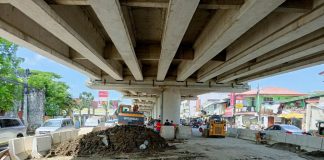 Photo shows the ongoing construction of a cross drainage beneath the Ungka flyover in Barangay Ungka II, Pavia, Iloilo on Wednesday morning, May 10. AJ PALCULLO/PN