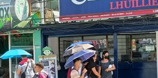 The Iloilo Provincial Health Office is still encouraging the public to wear facemasks, adding that COVID-19 remains and can still harm people's lives. AJ PALCULLO/PN
