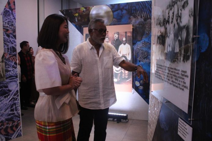 first_migrant_Filipinos_resized Her Excellency HK Yu PSM (left), ambassador of Australia to the Philippines, leads the opening of “Manila Men,” a photo exhibit of first migrant Filipinos to Australia, held at the National Museum – Western Visayas. NATIONAL MUSEUM – WESTERN VISAYAS FB PAGE PHOTO