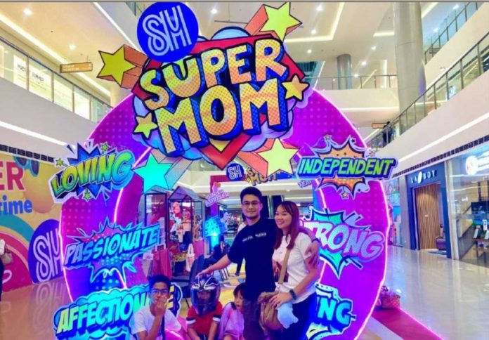 sm-moms1