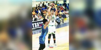 Negros Pau Muscovados’ Bernie Bregondo pulls up for a basket against a 1Bataan Risers’ defender. MPBL PHOTO