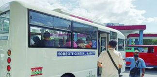 A modernized jeepney picks up passengers in front of a shopping mall in Bacolod City. For three days until today, June 27, traditional and modern passenger jeepneys in the city are taking part in a simulation exercise that will determine the effectiveness of the updated routes for the Public Utility Jeepney Modernization Program. PNA BACOLOD FILE PHOTO