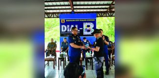 An emergency hotline that directly connects barangay tanods to the Bacolod City Police Office and acting director Colonel Noel Aliño was established recently. BCD PIO FACEBOOK PHOTO