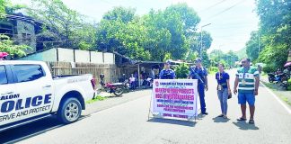 Border checkpoints are prepositioned in Sibalom, Antique to prevent the entry of African Swine Fever. An executive order was issued on June 21 to intensify measures after neighboring Hamtic town logged cases of the hog disease. ALBERT ESTOYA PHOTO