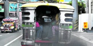 A jeepney smoke belches along J.P. Rizal St., Makati City. INQUIRER FILE PHOTO / RAFFY LERMA