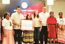The Nagpana Minorities Association in Barotac Viejo, Iloilo receives their certificate of award for the P200,000 worth of Community-based Kulinarya Tourism Workshop with culinary starter kits in a ceremony held at the Richmonde Hotel in Iloilo City on Sunday, June 18. Tourism Undersecretary Mae Elaine T. Bathan said through training they will be provided with additional opportunities and take advantage of the flourishing tourism industry in Iloilo. PNA PHOTO BY PGLENA