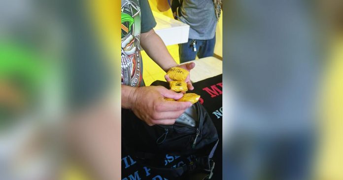 drug suspect_superimposed Operatives of the Iloilo Police Provincial Office’s Provincial Drug Enforcement Unit seized 380 grams of suspected shabu valued at around P2,584,000 from drug suspect Gerald Joseph Ruben Gelario. DYRI RMN ILOILO PHOTO