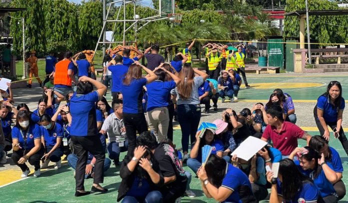 earthquake drill Employees of the Pavia municipal government join the 2nd Quarter Nationwide Simultaneous Earthquake Drill on Thursday, June 8. OCD-6 PHOTO
