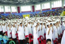 Simple yet meaningful graduation rites mandated in WV schools, DepEd reiterates ban on electioneering during ceremonies The Department of Education Region 6 reiterates its “no collection” policy – parents or guardians would have to spend nothing for moving-up and graduation ceremonies. It also discourages graduating students from wearing extravagant attire. BAMAQUINO.COM PHOTO