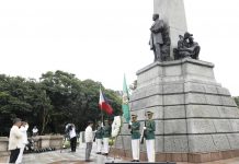President Ferdinand R. Marcos Jr. leads the commemoration of the 125th anniversary of Philippine independence and nationhood with a flag-raising ceremony at the Jose Rizal monument in Manila on June 12, 2023. The President also offered a wreath for the country’s national hero. MALACAÑANG PHOTO
