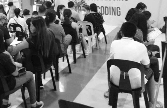 passport on wheels Applicants line up for convenient passport processing through the Department of Foreign Affairs’ “Passport on Wheels” program in this undated photo. Kalibonhons can avail themselves of this service on July 24 at the Aklan Catholic College covered gym. BOY RYAN ZABAL PHOTO