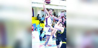 Winston Ynot came up with crucial baskets in Iloilo United Royals-Cocolife’s win over Bacolod City of Smiles. MPBL PHOTO