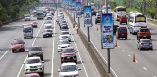 PNA PHOTO BY JOAN BONDOC. Photo shows the North Luzon Expressway.