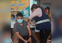 Aklan rolls out bivalent vax The Provincial Health Office of Aklan begins rolling out the COVID-19 Pfizer-BioNTech bivalent vaccine to health workers and the elderly. PHO-AKLAN PHOTO