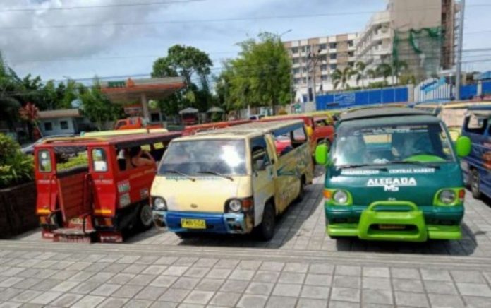 bacolod-traditional-jeepneys (1) Traditional jeepneys in Bacolod City parked at the Bacolod City Government Center grounds on Nov. 7, 2022. Nanette L. Guadalquiver/PNA photo