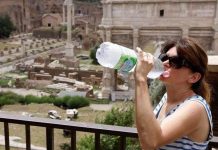 Deadly heatwave sweeps across southern Europe A red alert warning is in place in 10 Italian cities, including Florence and Rome. REUTERS
