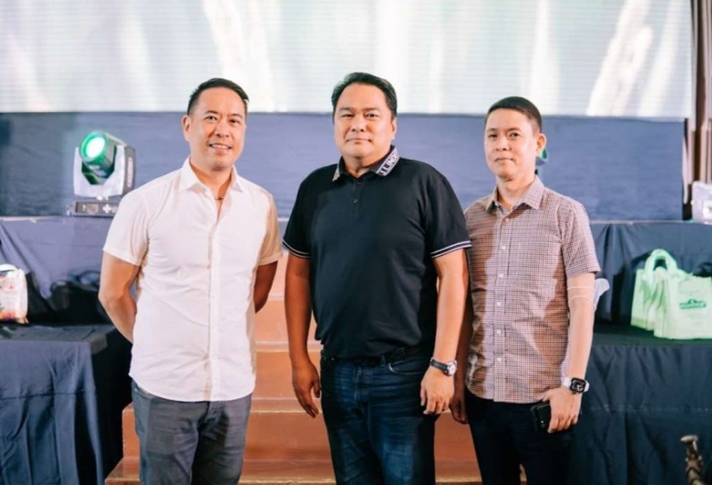 (left to right) Jonathan Lo, president and CEO of CM & Sons Food Products Inc., Bacolod Lone District congressman Greg Gasataya, and Ian Lo, owner of Grace Pharmacy