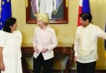 EU to launch ‘digital economy’ package for PH President Ferdinand Marcos Jr. (right) gestures while European Commission President Ursula von der Leyen (center) talks to First Lady Marie Louise Araneta Marcos during her visit at Malacañang Presidential Palace in Manila on Monday, July 31. The two leaders are expected to hold bilateral meetings to bolster European Union-Philippines relations and discuss matters on trade, security and global challenges in infrastructure. AARON FAVILA, AFP/POOL PHOTO