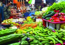 Marcos OKs plan to ‘revolutionize’ food distribution system People buy various meat and produce at the Agora Public Market in San Juan City. MARIA TAN/ABS-CBN NEWS PHOTO