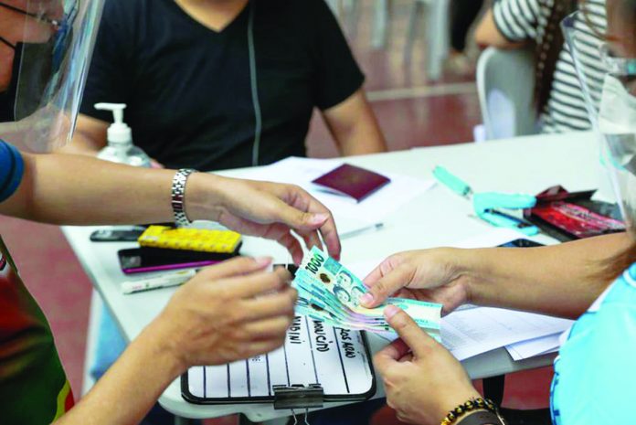 negocc_pic.JPG_resized The Negros Occidental provincial government allocates P10 million for the initial cash assistance to raisers affected by hog mortalities due to hog cholera and African Swine Fever. ABS-CBN NEWS PHOTO