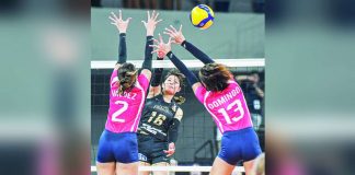 Kurashiki Ablaze’s Tanabe Saki scores against the defense of Creamline Cool Smashers’ Alyssa Valdez and Celine Domingo. PVL PHOTO