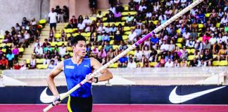 World No. 3 pole vaulter Ernest John Obiena of the Philippines breaches the six-meter mark for the second time. CONTRIBUTED PHOTO