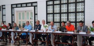Negros Occidental’s Gov. Eugenio Jose Lacson (6th from left) leads the Regional Peace and Order Council meeting on Wednesday, Sept. 13, at the Casa Real de Iloilo in Iloilo City BALITA HALIN SA KAPITOLYO FB PHOTO