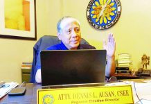 Commission on Elections Region 6 director Dennis Ausan. AJ PALCULLO/PN