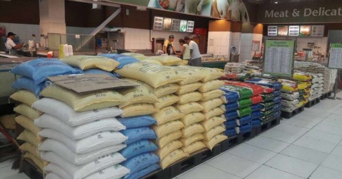 inflation_forecasts_resized The Philippine Amalgamated Supermarkets Association says food inflation is likely being led by rice, which prices have spiked by up to P10 per kilo in recent days. PNA FILE PHOTO