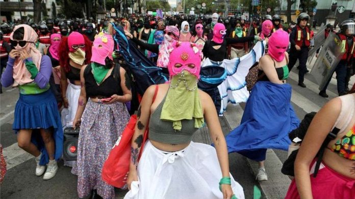 mexico_resized Women take part in a protest in support of safe and legal abortion access in Mexico City. REUTERS
