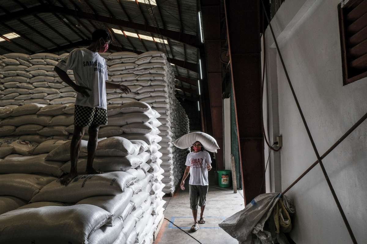 DOF proposes temporary rice tariff cut, no toll hikes for agri-trucks