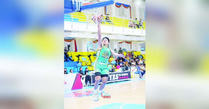 Mark Maloles’ 26-point explosion was not enough to lead Negros Pau Muscovados past Bacoor City Strikers. MPBL PHOTO