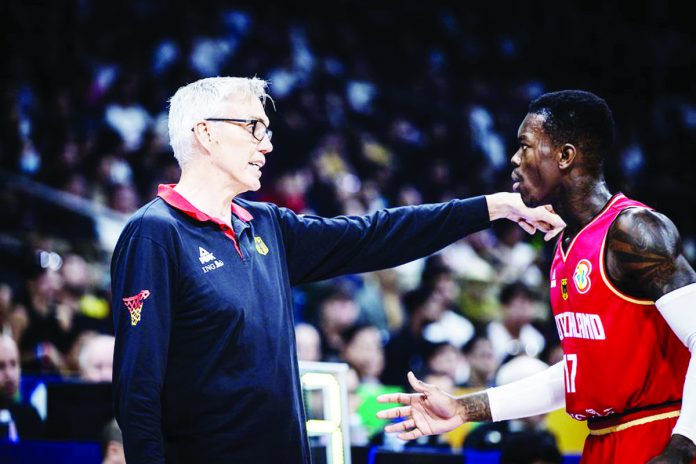 sports_germany_resized Germany head coach Gordie Herbert gives instruction to Dennis Schroder during a game in the 2023 FIBA Basketball World Cup. FIBA PHOTO