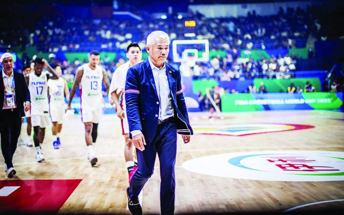 sports_ravena_resized Gilas Pilipinas head coach Vincent “Chot” Reyes has once again received jeering from fans during their 2023 FIBA Basketball World Cup game against Italy on Tuesday night. FIBA PHOTO