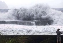 Huge surf pounds Yilan on Taiwan’s east coast as Typhoon Haikui lashed the island. GETTY IMAGES