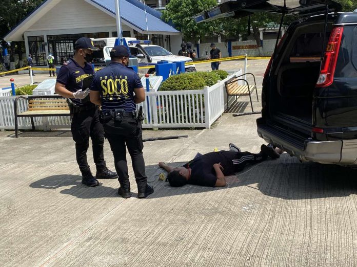 BCPO_simex_resized Scene of the Crime Operatives respond to a hostage-taking and bombing scenarios during the Bacolod City Police Office’s simulation exercise in preparation for the upcoming MassKara Festival and barangay and Sangguniang Kabataan elections. BCPO PHOTO