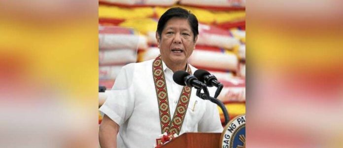 EO_superimposed President Ferdinand Marcos Jr. says the food stamp project aims to lower the incidence of voluntary hunger in low-income households by providing P3,000 in financial aid through Electronic Benefit Transfer cards, which can be used to buy selected food commodities from eligible partner merchant stores. PHOTO BY NIÑO JESUS ORBETA / PHILIPPINE DAILY INQUIRER