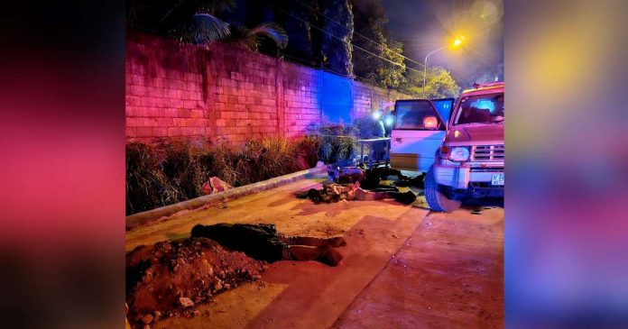 armed robbery suspects_superimposed Three armed suspects of a robbery in Talisay City, Negros Occidental fell in a dragnet operation of the Bacolod City Police Office on Thursday night, Oct. 5. BCPO PHOTO