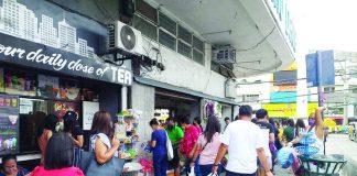 The proposed wage increase in Western Visayas has seen little resistance from the local business community. Photo shows the busy J.M. Basa Street in Iloilo City’s downtown area. PN FILE PHOTO