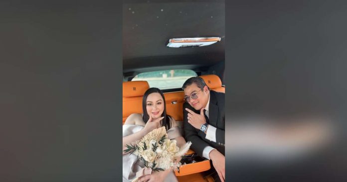 Jomari-Abby_superimposed Abby Viduya and Jomari Yllana tie the knot in an intimate wedding ceremony in Las Vegas, Nevada. PHOTO COURTESY OF MANILA BULLETIN