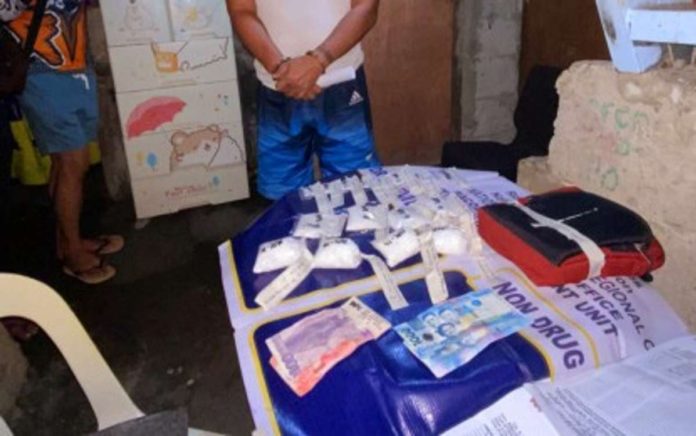 Operatives of Bacolod City Police Office-City Drug Enforcement Unit seized P4.352 million worth of suspected shabu from a drug group member during an operation on Nov. 23 in Purok Pilipinhon, Barangay 30. BACOLOD CITY POLICE OFFICE VIA PNA