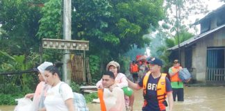 Authorities conducted evacuation in Sitio Mait, Barangay Sto. Angel, Dumalag, Capiz on Monday, Nov. 20, due to rising floodwaters amid heavy rains. MDRRMO DUMALAG, CAPIZ FB PHOTO