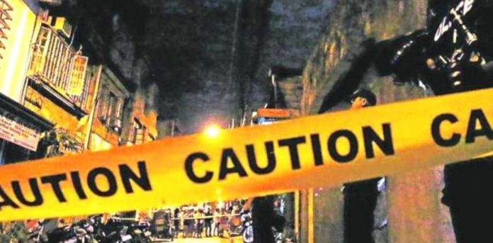 Focus crimes, which include murder, homicide, physical injury, robbery, theft, rape and carnapping likewise decreased by 8.18 percent, from 34,702 cases last year to 31,864 cases in 2023 of the same period, according to the Philippine National Police. Photo shows the police securing a crime scene. PHILIPPINE DAILY INQUIRER PHOTO