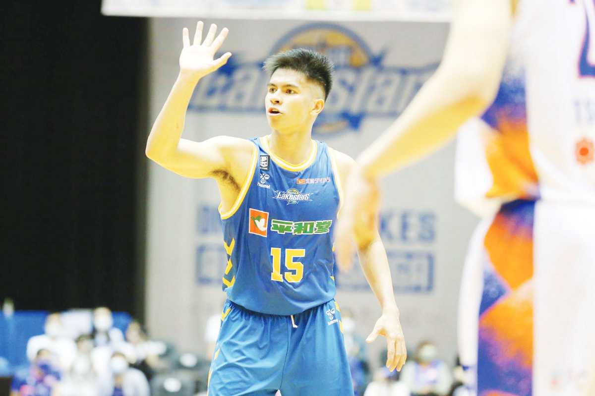 kiefer-ravena-scores-16-as-shiga-defeats-aomori
